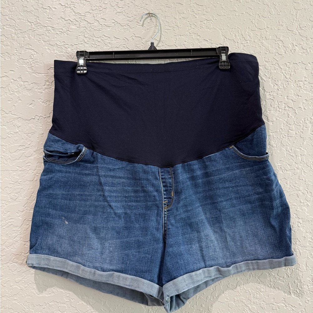 Liz Lange Maternity Jean Shorts with Panel - Size XXL - See Description